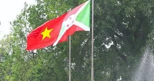 越南领导人向布隆迪领导致电祝贺两国建交50周年