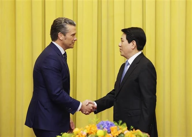 越南国家主席梁强会见美国战争部长皮特·赫格塞思。图自越通社