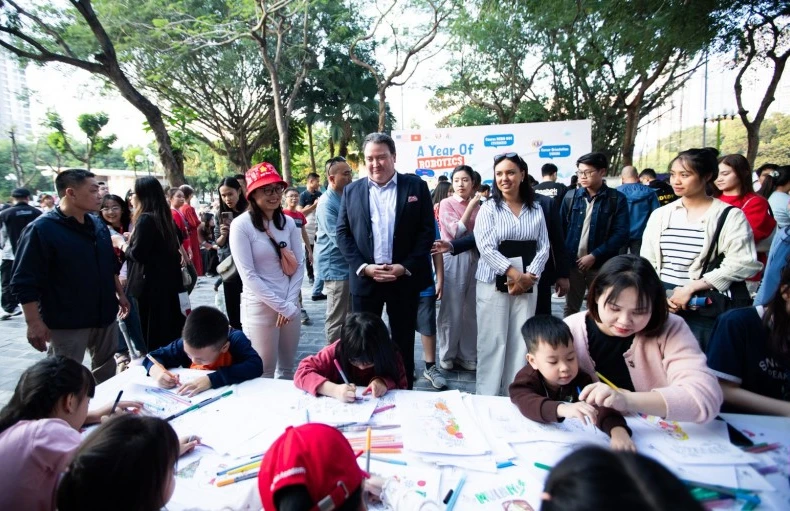 弘扬多元文化 深化越美友谊