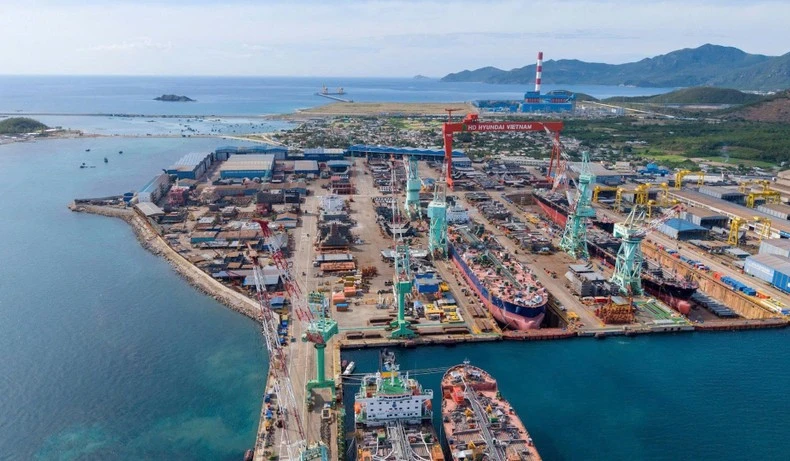 韩国HD现代越南造船厂正推动在云峰地区形成物流及配套服务价值链。图自越通社