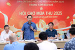 政府副总理裴青山发言。图自越通社