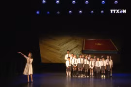 英国音乐剧《玛蒂尔达》首次亮相河内
