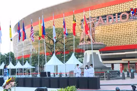 越南国旗在2022年东盟残疾人运动会上高高飘扬
