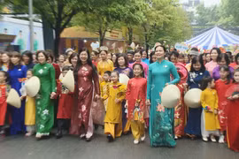越南2024年奥黛周正式启动 