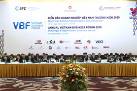 政府副总理范平明出席2020年越南企业论坛