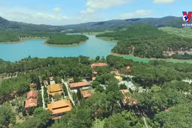 注重促进文化旅游—生态旅游—海岛旅游等三大支柱相衔接