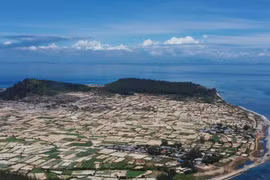 组图：航拍镜头下的广义省李山岛美景