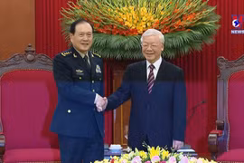 越共中央总书记阮富仲会见中国国防部长魏凤和