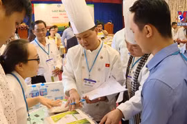 第二次越南最佳大米竞赛在胡志明市举行