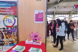 越南代表荣获法语国家商务论坛奖项