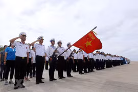 组图：鬼鹿角礁海战33周年：让鬼鹿角礁精神薪火相传