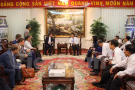 同奈省领导会见俄罗斯天然气工业股份公司代表团​