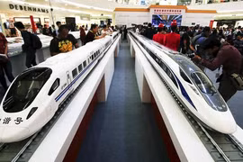 中国高铁模型（图片来源：路透社）