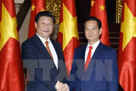 越南政府总理阮晋勇会见中共中央总书记、国家主席习近平