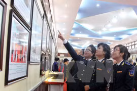 “越南黄沙与长沙两个群岛——历史证据和法律依据”地图资料展
