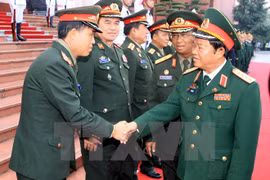 国防部副部长杜伯巳上将