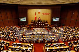 越南第十三届国会第十次会议全景（图片来源：越通社）