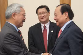 黎青海书记与埃德温·李市长