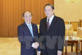 国会主席阮生雄会见中国政协主席俞正声（图片来源：越通社）
