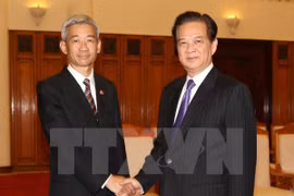 阮晋勇总理会见泰国驻越大使潘雅拉克（图片来源：越通社）