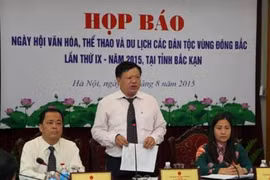 越南文化体育与旅游部民族文化司司长黄德厚在新闻发布会上发表讲话（图片来源：越通社）
