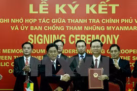 越南政府监察总署总监察长黄风筝与缅甸反腐行动委员会主席吴妙温签署了反腐合作备忘录。