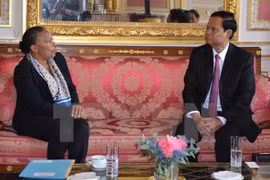 风筝总监察长会见法国司法部长克里斯蒂娜·托比拉。