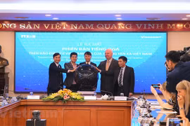 组图：越通社VietnamPlus新闻网俄语版开通