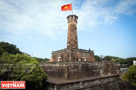 组图：已有两百多年的历史的河内旗台