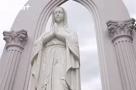 孟陵教堂：富安省迷你欧洲的空间