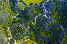 组图：号称“陆上下龙湾”的三谷-碧洞旅游区