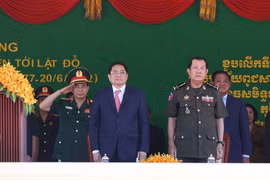 越柬总理出席推翻波尔布特政权45周年纪念活动