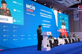 越南国防部长在第十一届国际安全会议发表重要讲话