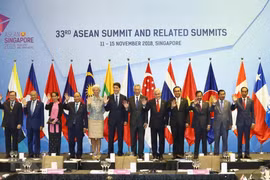 阮春福总理在第33届东盟峰会及相关会议期间开展系列活动（组图）