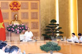 阮春福总理：协助灾民重建家园是一件紧迫的工作任务
