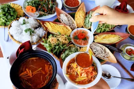 越南10道美食和特产礼品获得亚洲纪录认证 