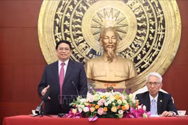 越南政府总理范明政抵达北京开始对中国进行正式访问并出席世界经济论坛年会