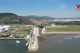 越南肯定自己在全球液化天然气市场上的地位与作用