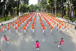 为老年人更快乐更健康地生活创造所有便利条件