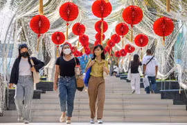 东南亚疫情：泰国计划将新冠疫情过渡到地方性流行病 柬埔寨助力老挝抗击疫情