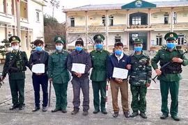 越南各省边防部队严打拐卖人口犯罪