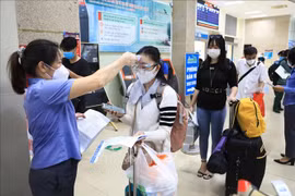 继续实施 “佩戴口罩和勤消毒”防疫两件套 确保疫情防控安全
