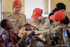 联合国南苏丹维和特派团中越南维和女军人迎难而上 出色完成任务