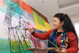越南女画家文阳成在意大利举行个人展