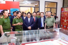 范明政总理：公安部门是越南数字化转型的先锋队