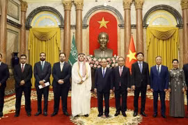 越南国家主席阮春福接受新任驻越大使递交的国书