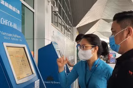 越南国家航空公司在富牌国际机场推出在线值机服务