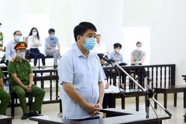 河内市高级人民法院开庭复审河内采购德国Redoxy-3C制品案件