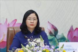 越南共产党代表团对波兰进行工作访问