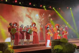 胡志明市丰富多彩的系列迎新春活动热闹开场 
